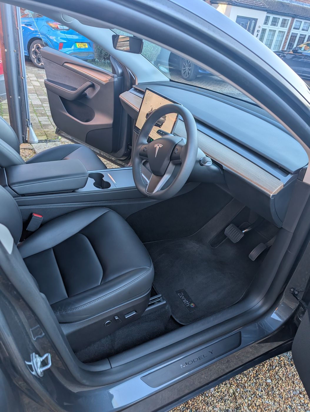 Car cared for by MR. TIDY 26